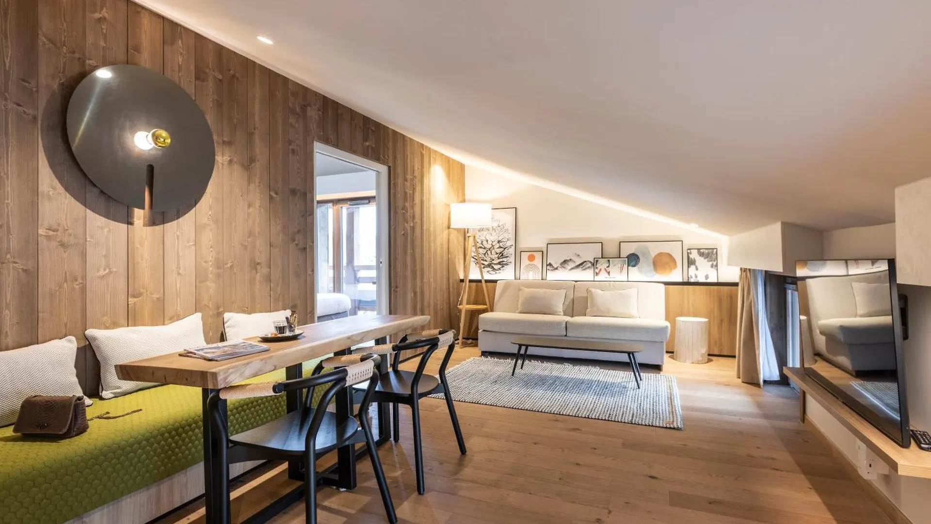 Novotel Megeve Mont-Blanc 4*,  France